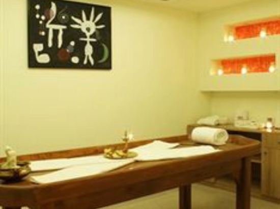 Фото Lemon Tree Hotel Electronics City Bangalore