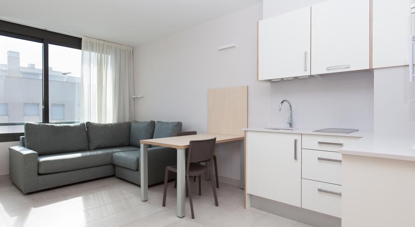 Фото Atenea Park Suites Apartaments