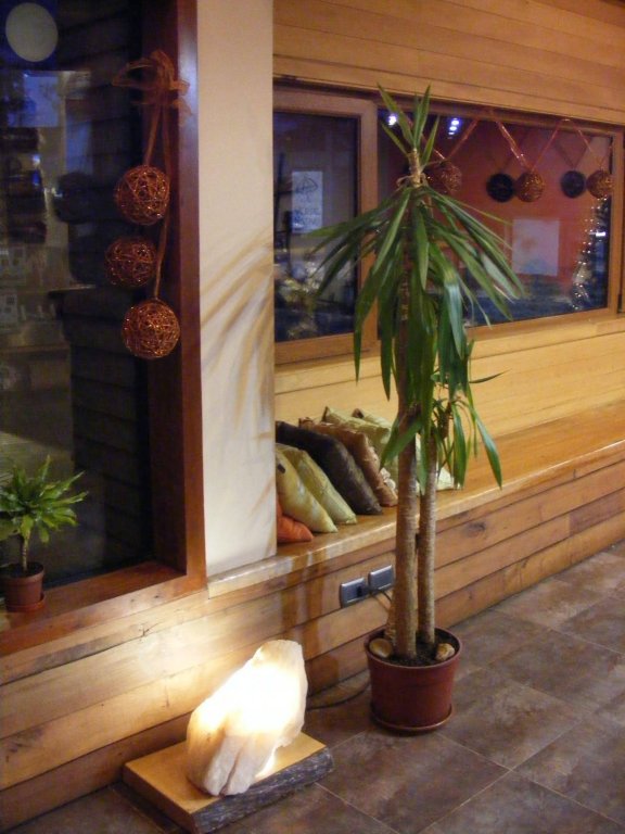 Фото Puerto Chico Hotel