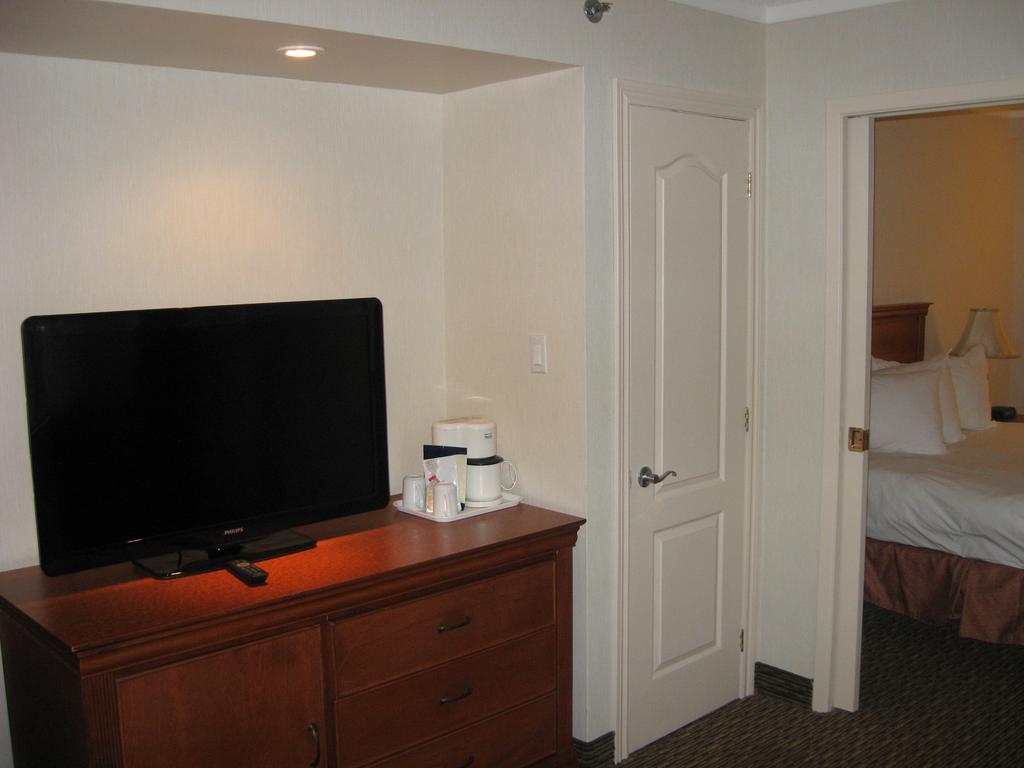 Фото Hotel Chrome Montreal Centre-Ville