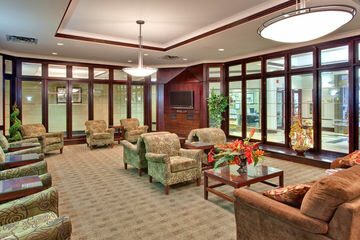 Фото Holiday Inn Express Edmonton D