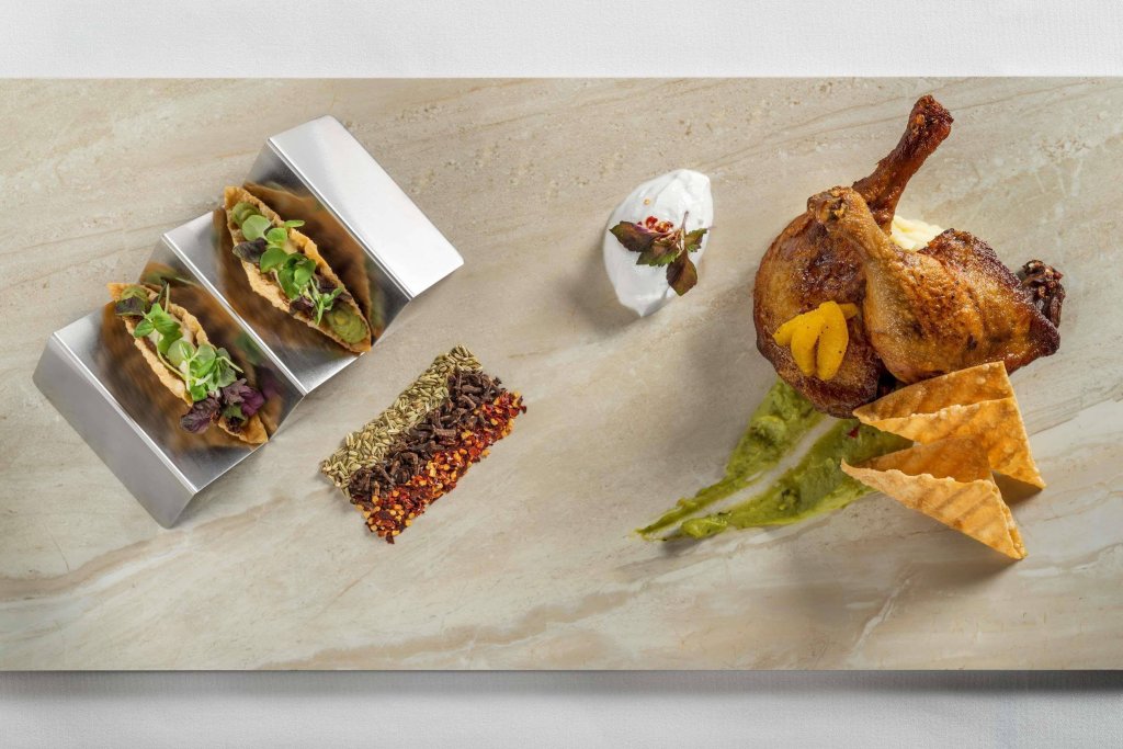 Фото Sheraton Gateway Hotel In Toronto International Airport