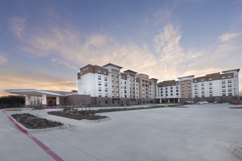 Фото TownePlace Suites by Marriott Dallas Dfw Airport N/Grapevine