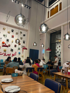 Allo Beirut (City Walk, Jumeirah, Dubai), restaurant