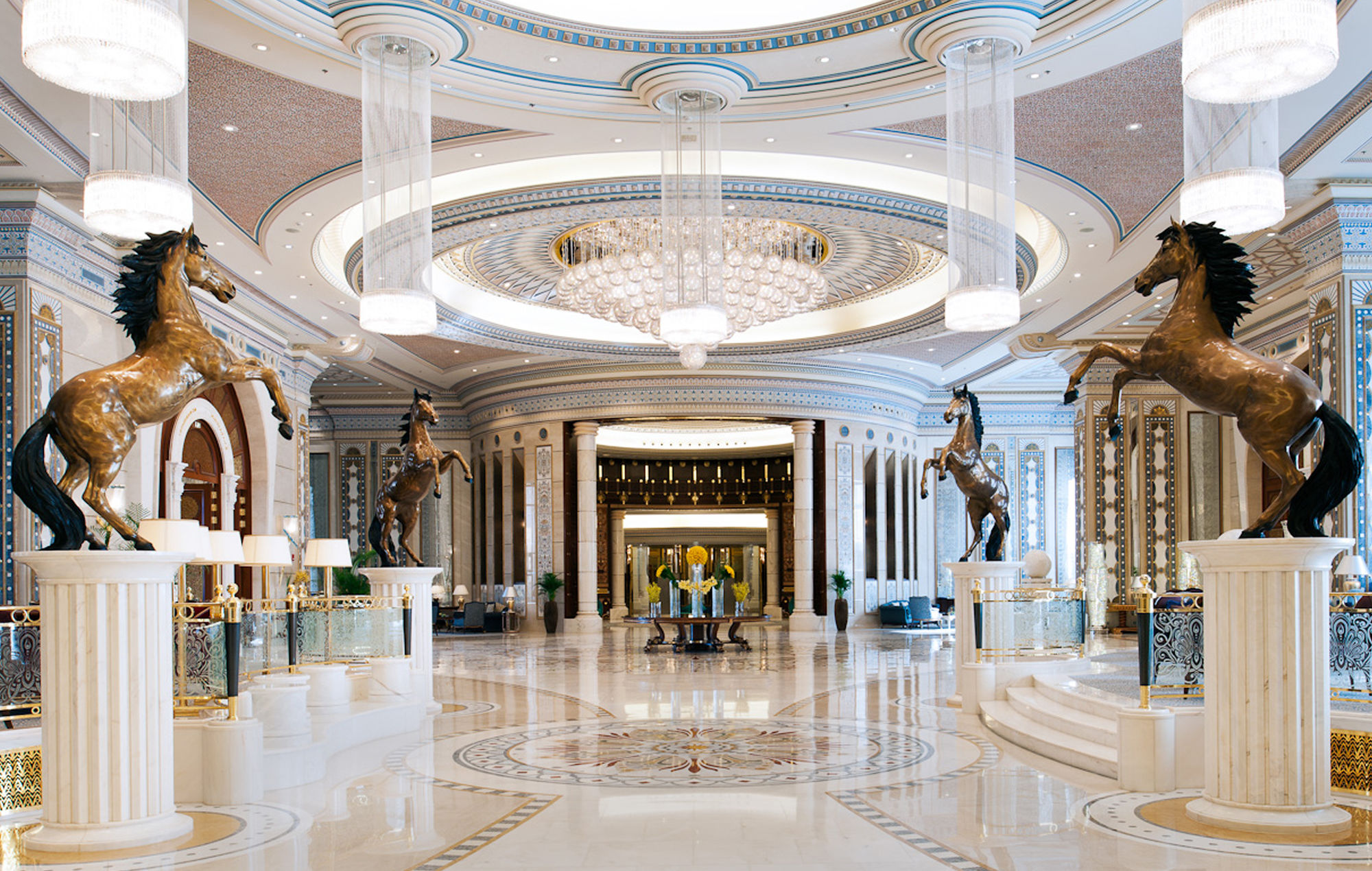 Фото The Ritz Carlton Riyadh