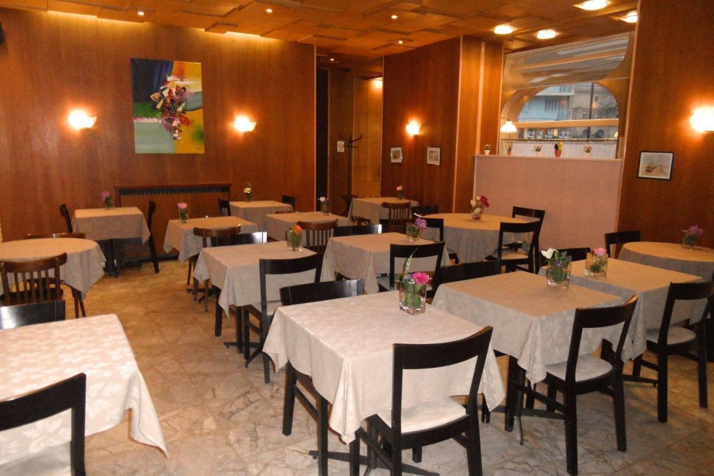 Фото Comfort Hotel Cecil Metz Gare