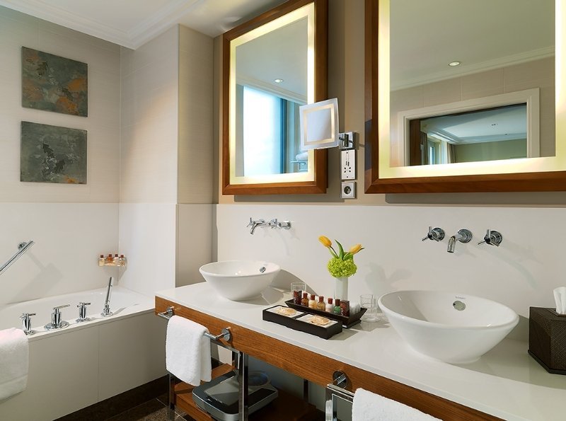 Фото Sheraton Bratislava Hotel