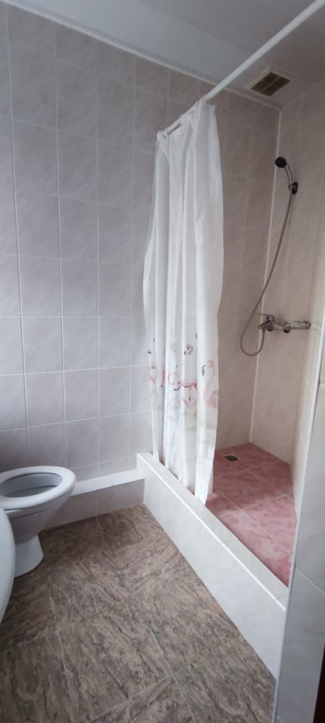 Фото Селена