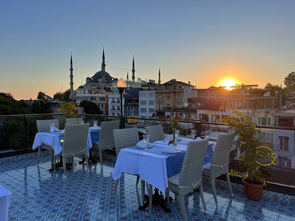 Restaurant Queb Rooftop Restaurant, Fatih, photo