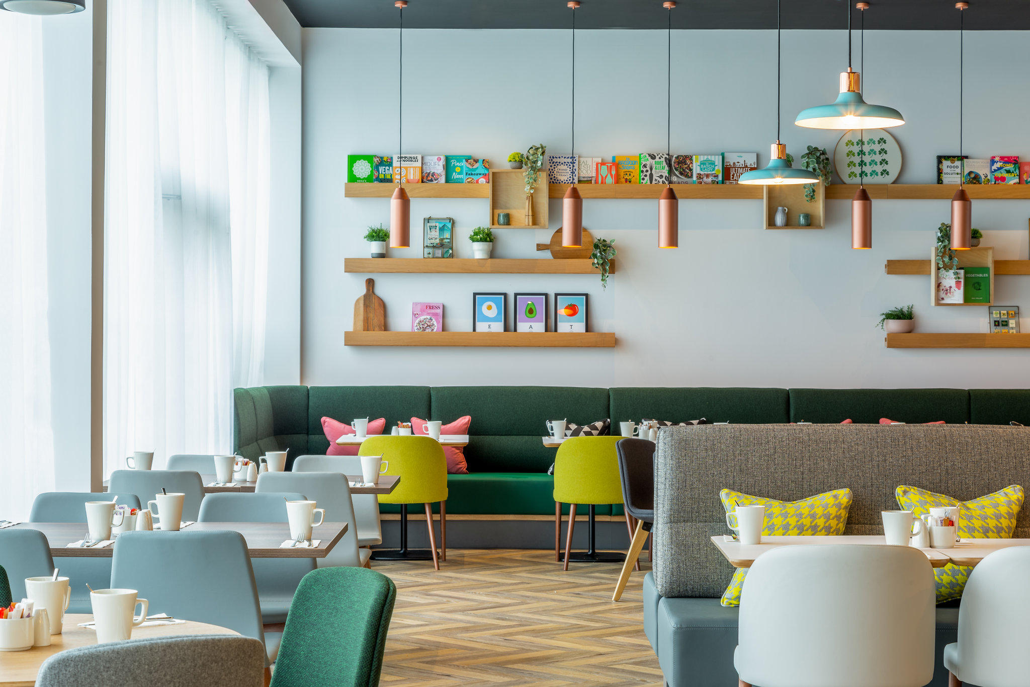 Фото 158242913888