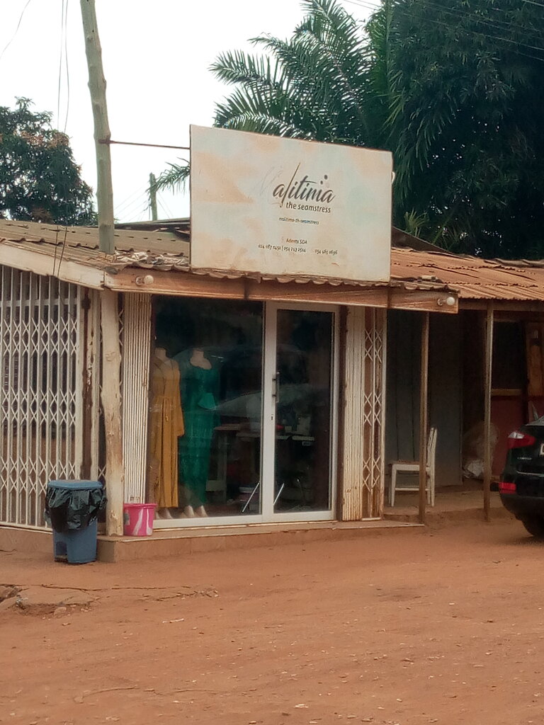 Tailor Malitima, Earth, photo