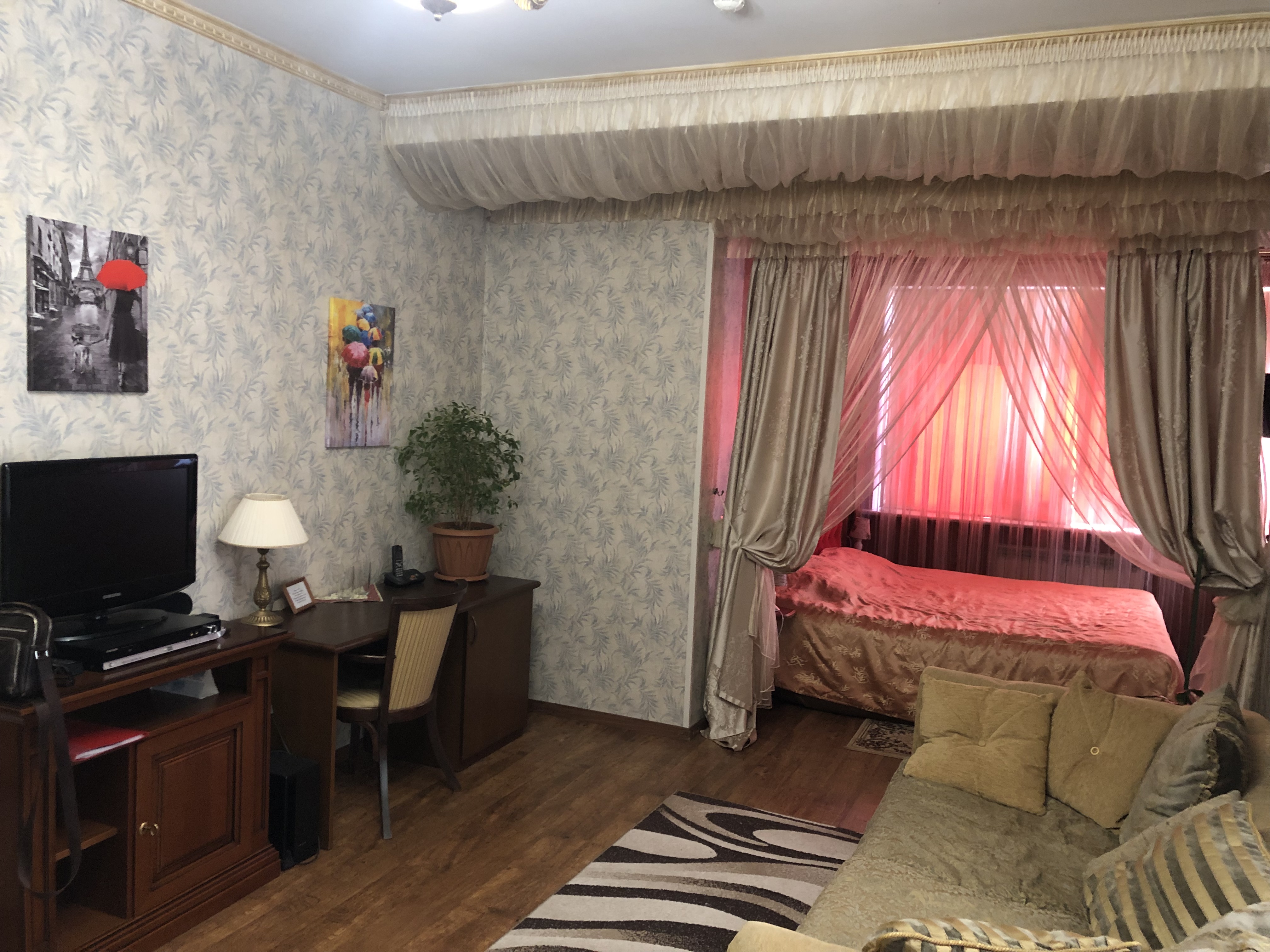 Фото Бон Ами