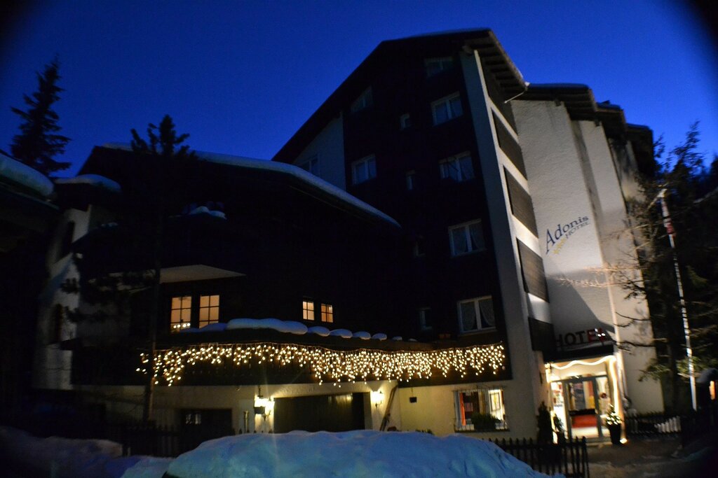 Hotel Adonis, Valais, photo
