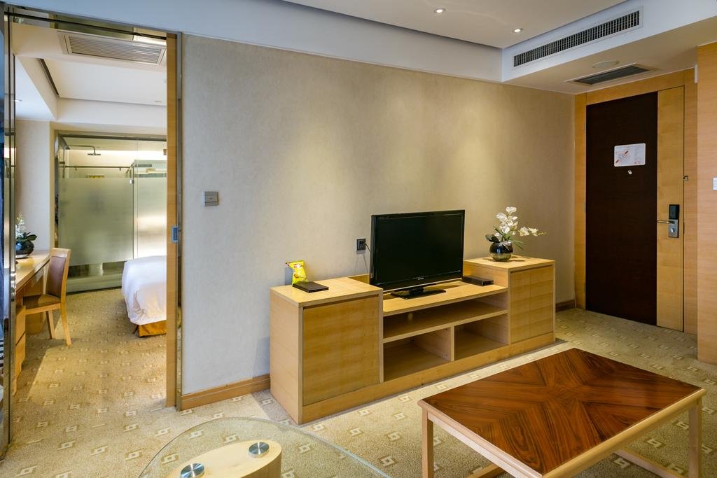 Фото Regal Jinfeng Hotel