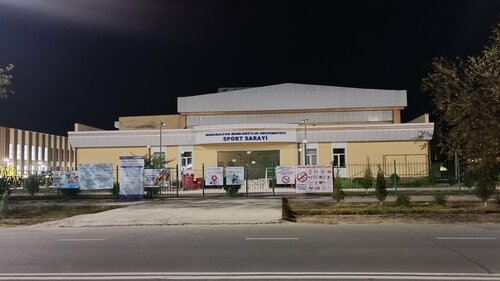 Sport majmuasi Berdaq atındaǵı QMU Sport sarayı, Nukus, foto