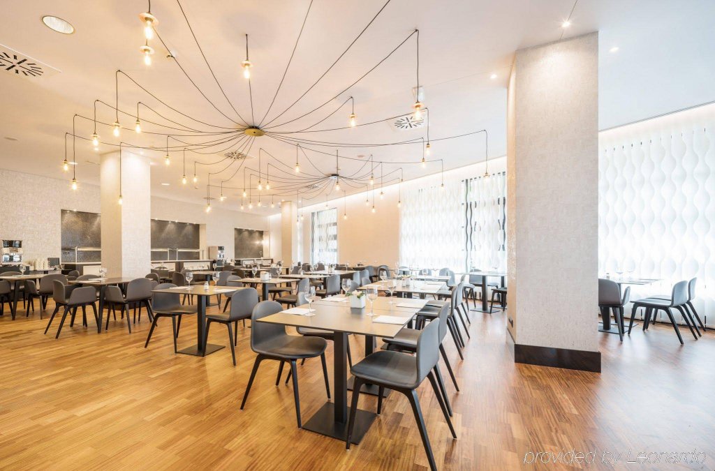 Фото Hotel Ilunion Pio XII