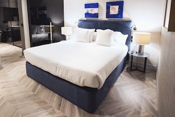 Фото Palacio Salvetti Suites