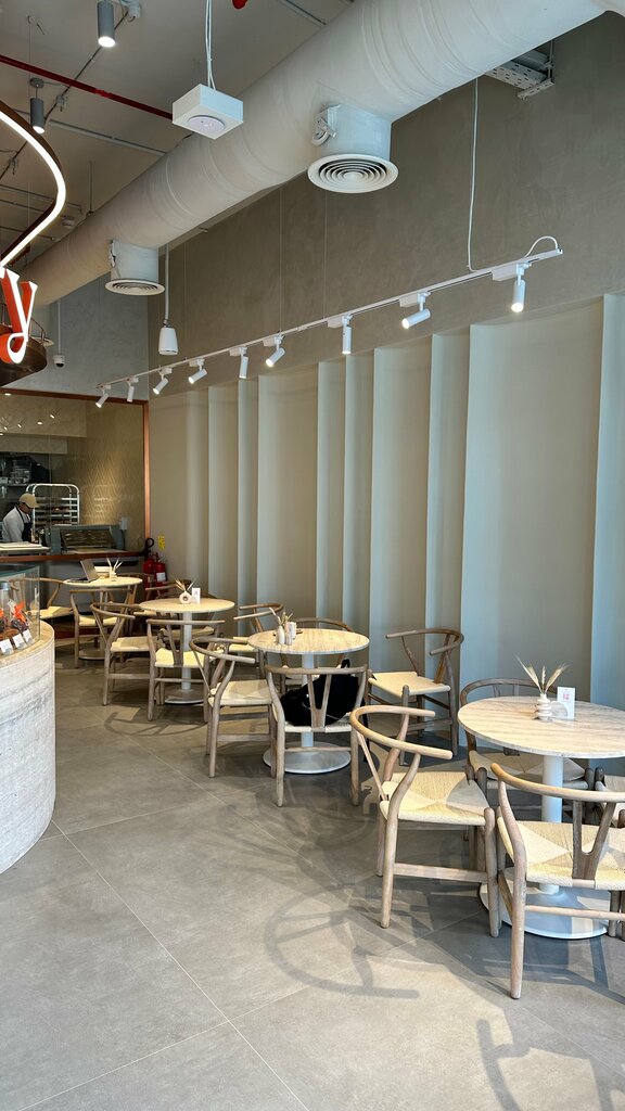 Coffee shop Flaky Pastry, Dubai, photo