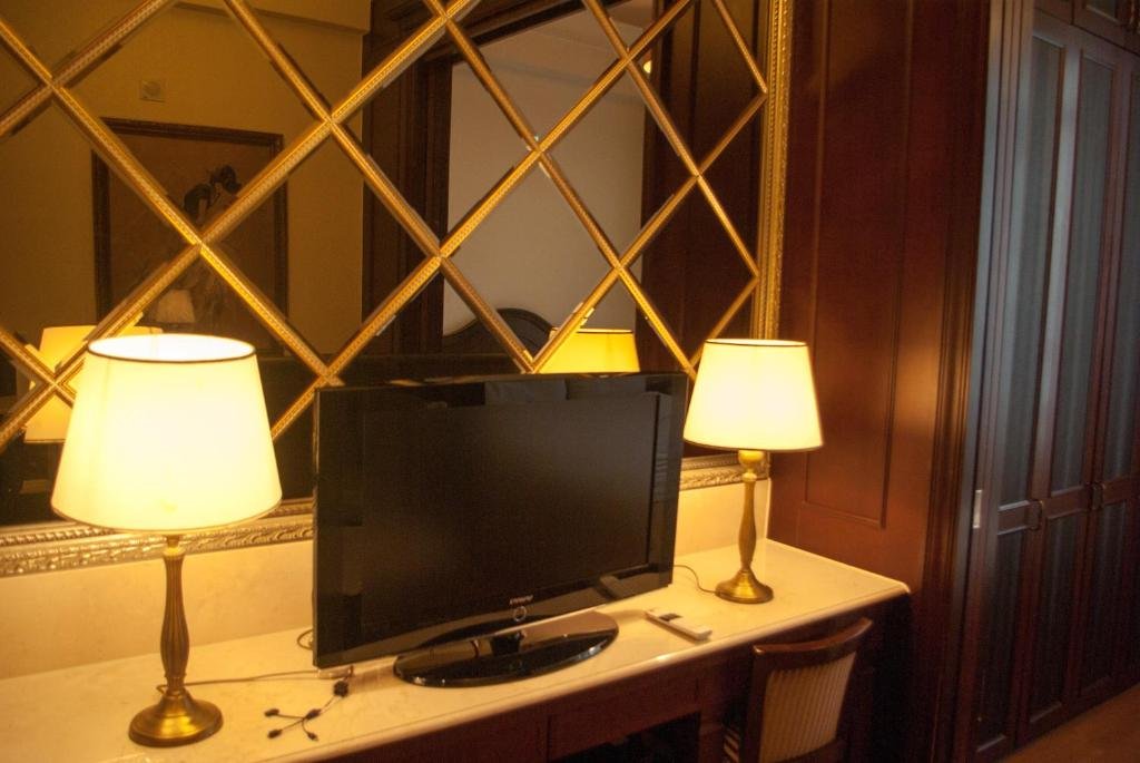 Фото Yeoksam Artnouveau City Hotel and Residence