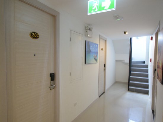 Фото The Patong Center Hotel