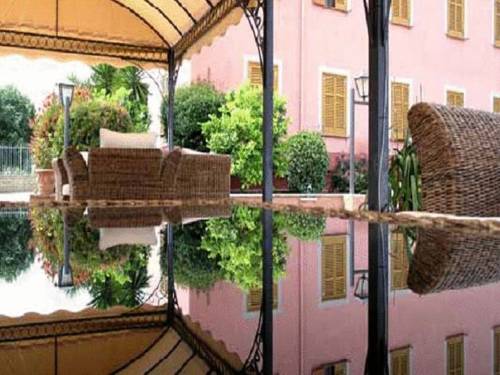 Фото Hotel Arco Di Travertino