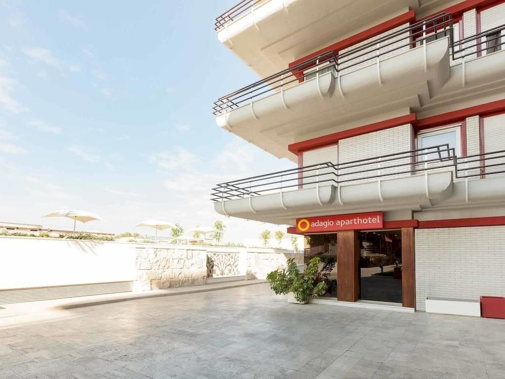 Фото Aparthotel Adagio Roma Vatican