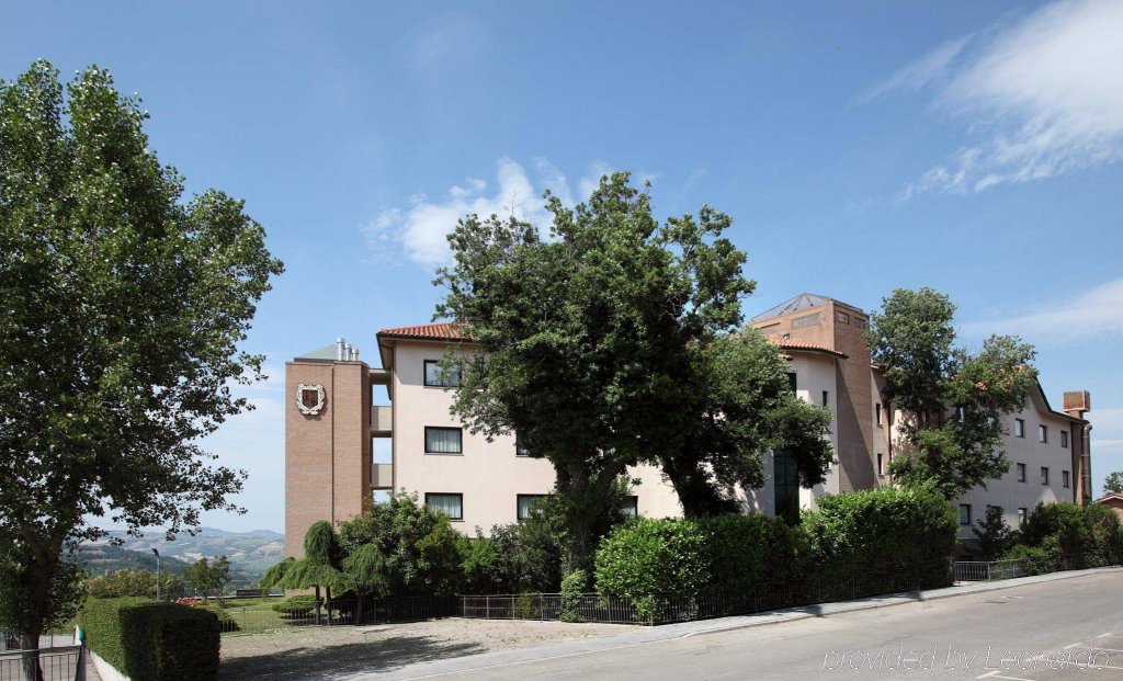 Фото Hotel Mamiani