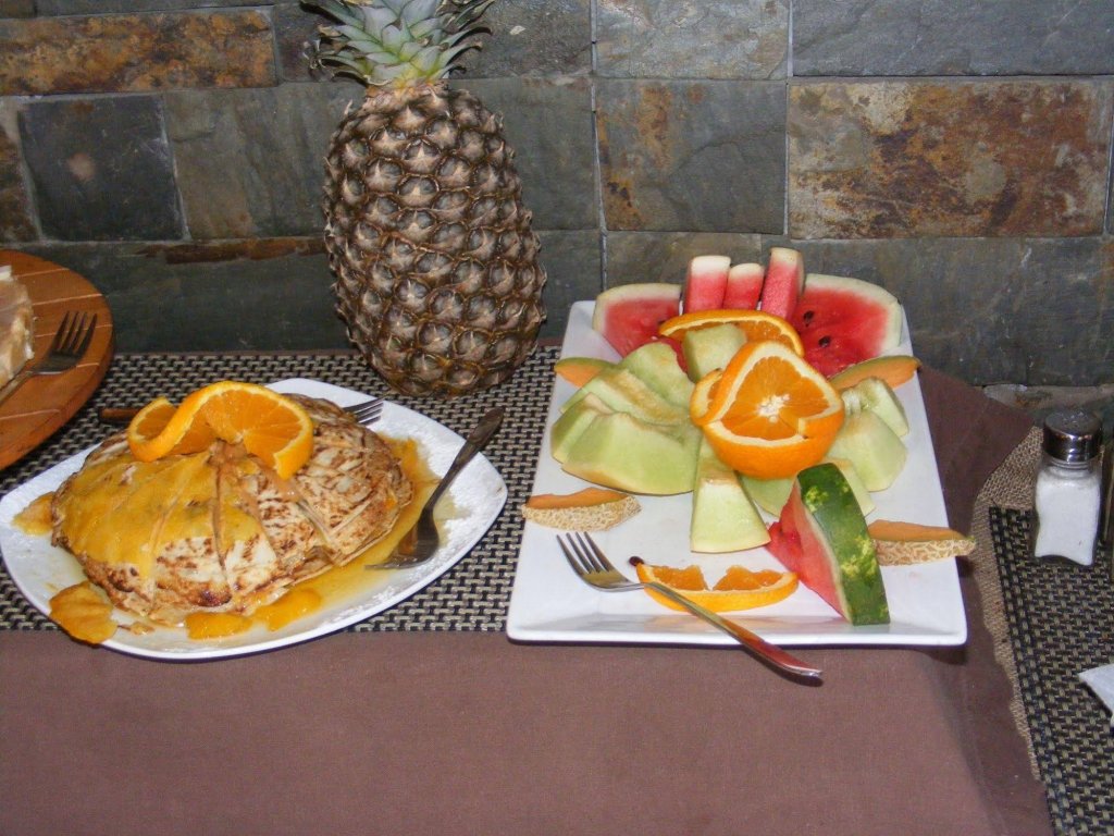 Фото Puerto Chico Hotel