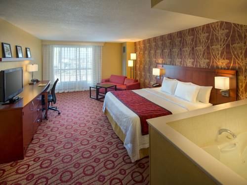 Фото Courtyard by Marriott