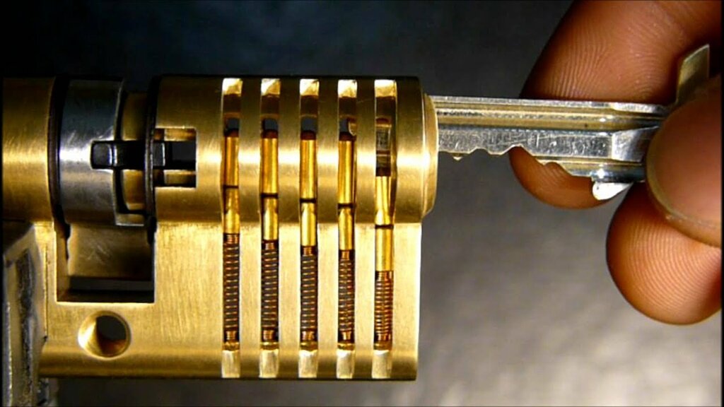 Locks installation, repair, opening Servis Dverey, Kaluga, photo