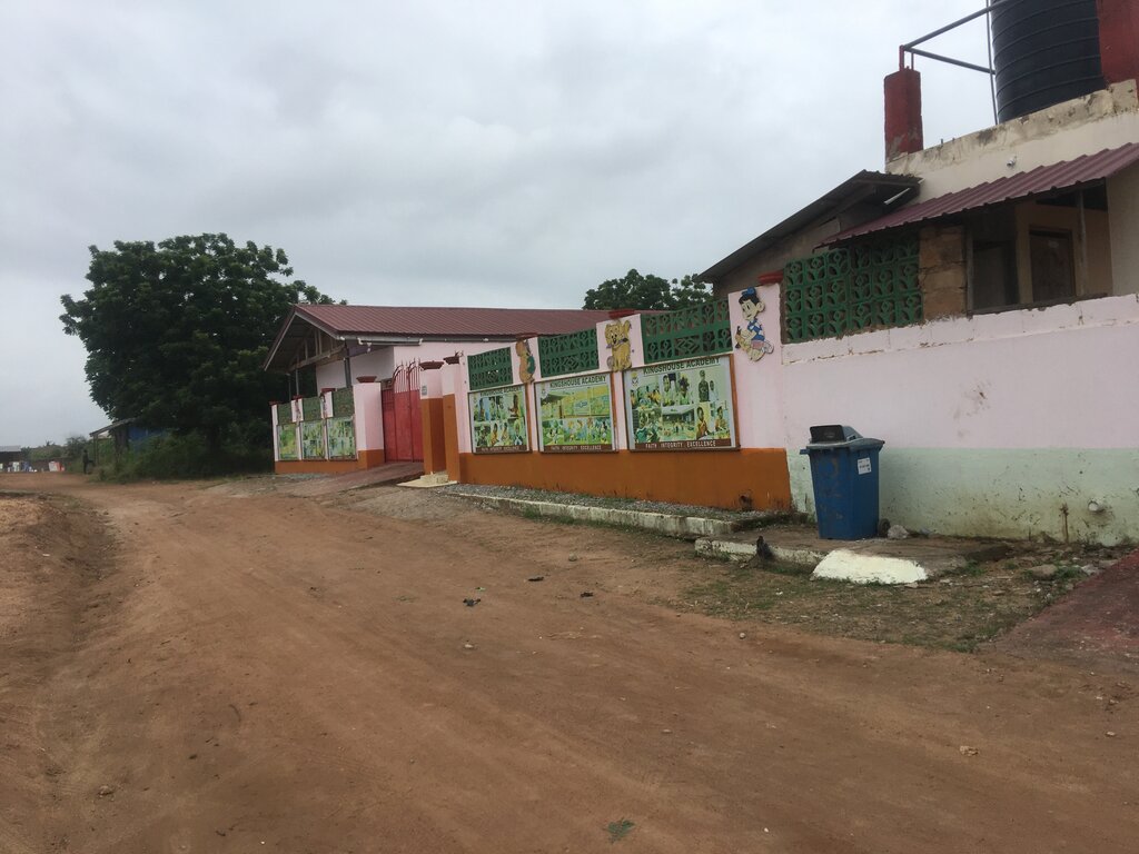 School Kingshouse Academy, Earth, photo