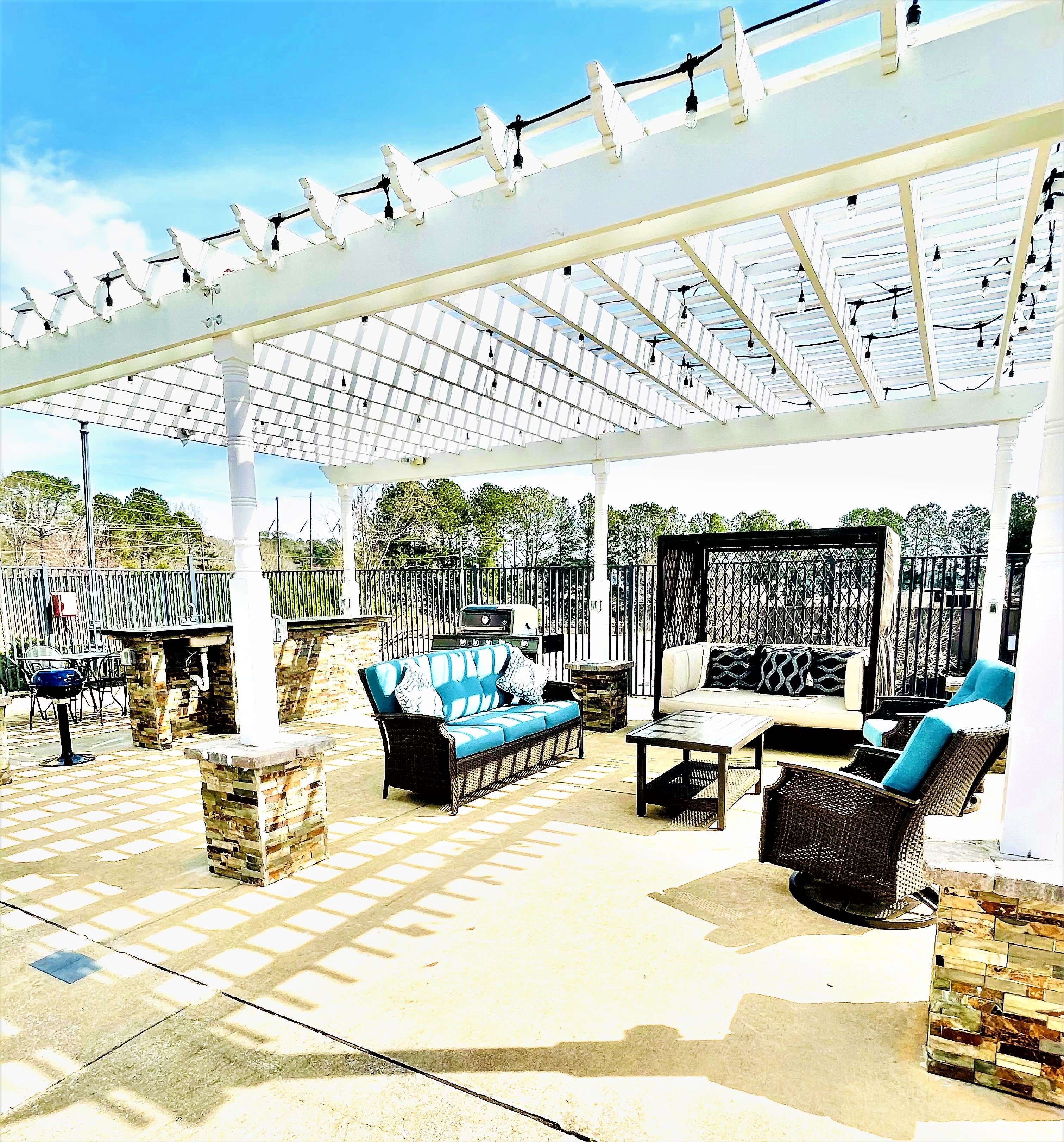 Фото SureStay Hotel by Best Western Tuscaloosa Southeast