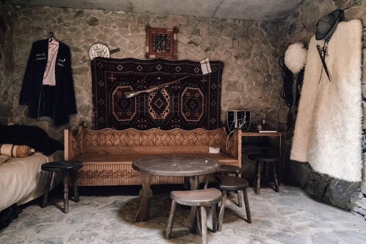 Фото Ирыстон