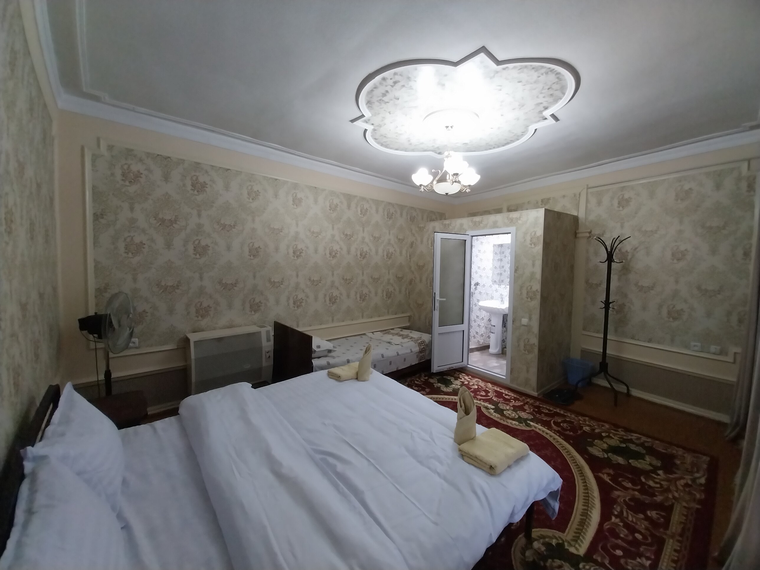 Фото Fayz Guest House