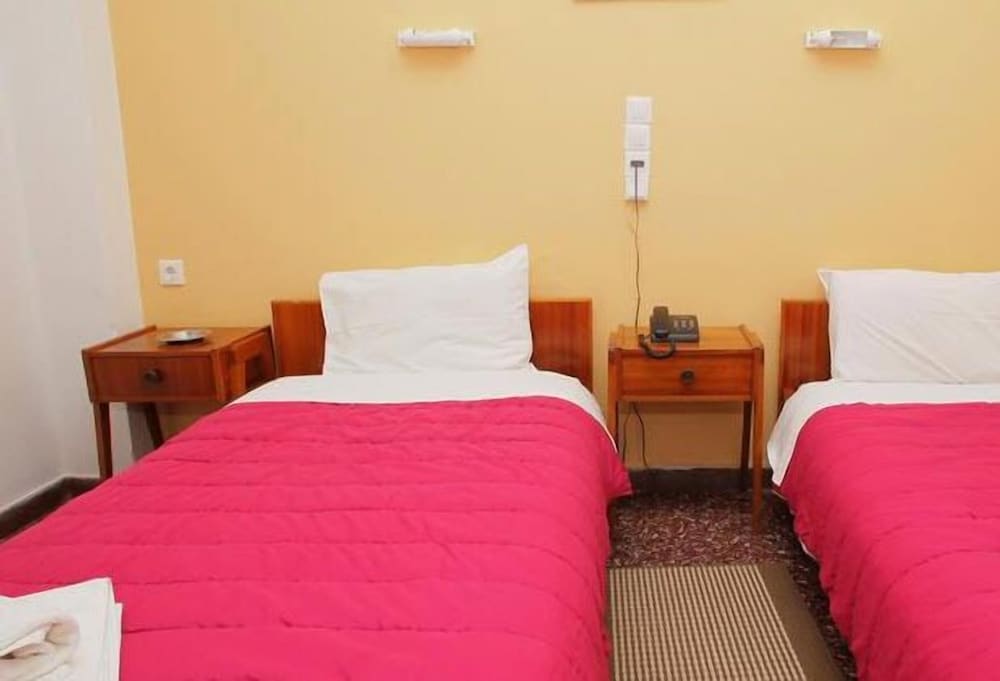 Фото Evans Hotel