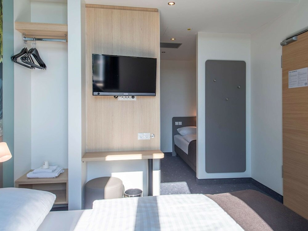 Фото B&b Hotel München-Trudering