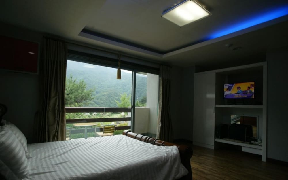 Фото Yangyang Denver House Pension