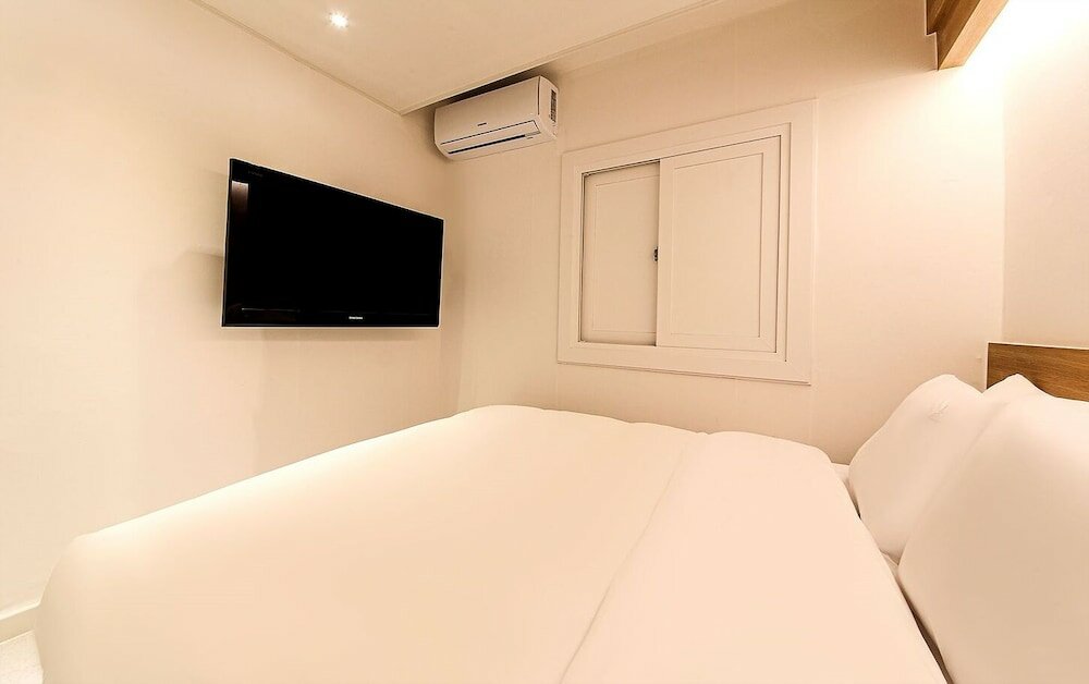 Фото Busan Seomyeon Business Hotel J7