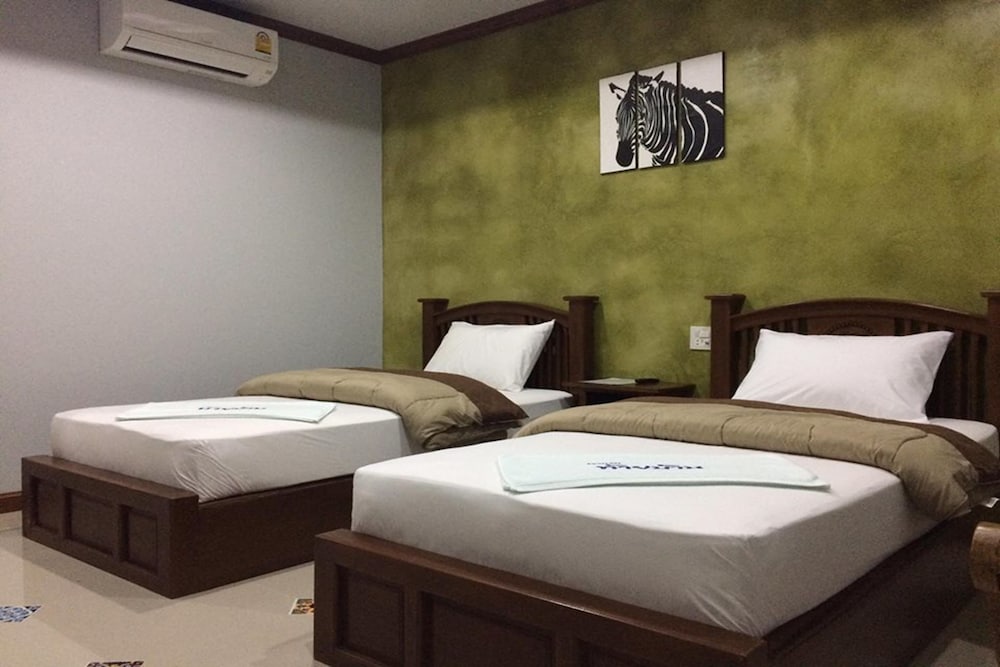 Фото Tai Baan Resort