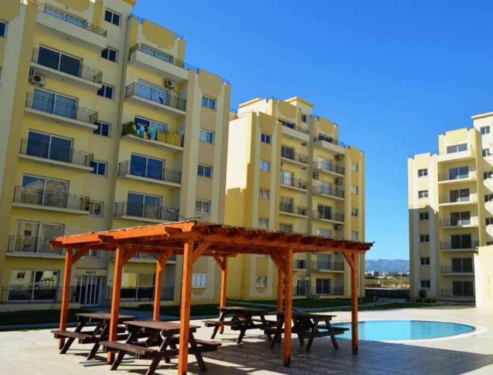 Фото Begonvilla Court Block 1 Apartment 14