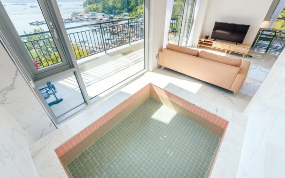 Фото Yeosu Grida Resort Pension