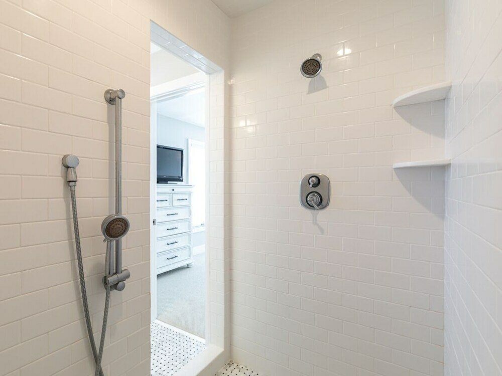 Фото Tide The Knot