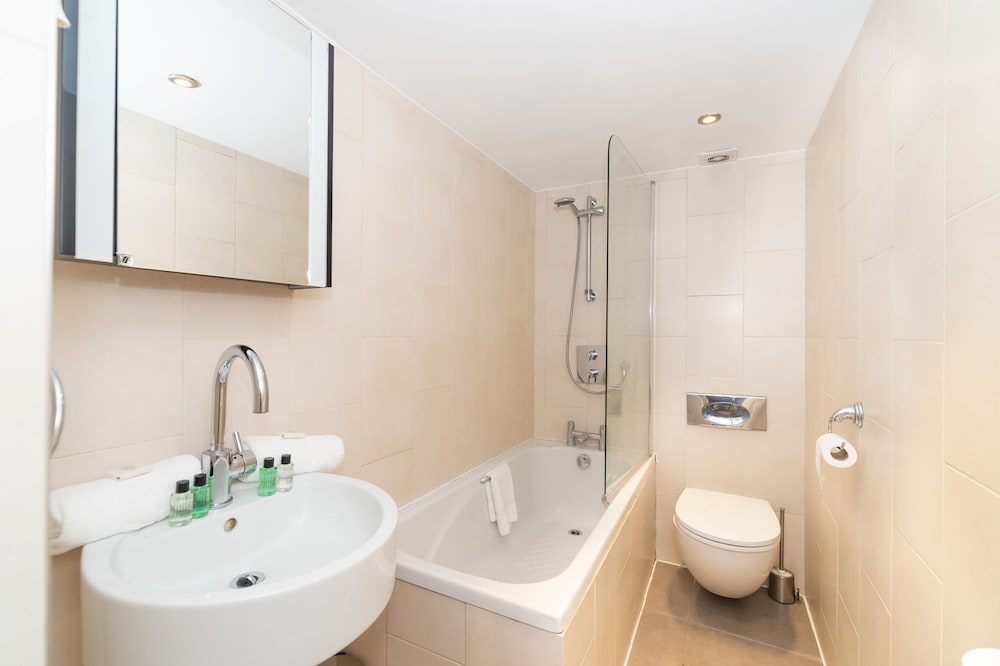 Фото Pml Apartments Park Road