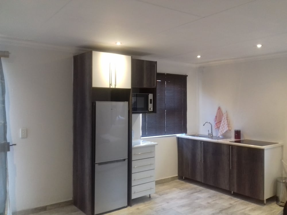 Фото Mayberrypark Guest Lodge