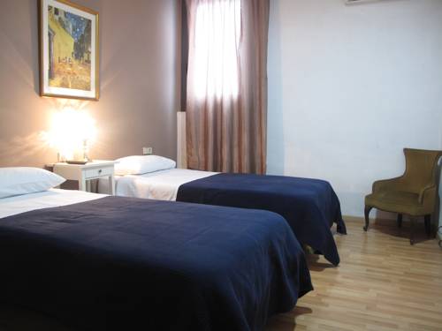 Фото Hostal Lk Barcelona