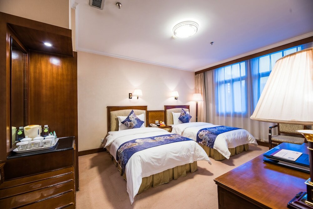 Фото Zhongfayuan Hotel