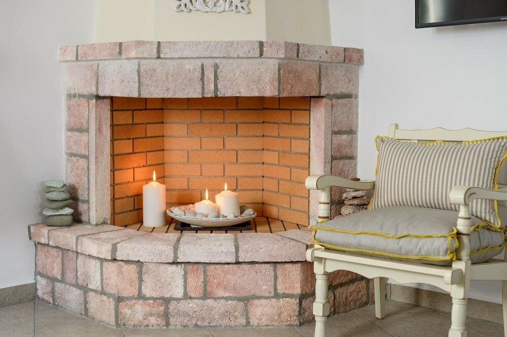 Фото Irene Kimolos Villas