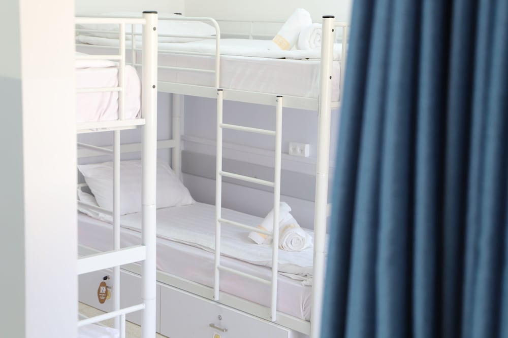 Фото The School Hostel