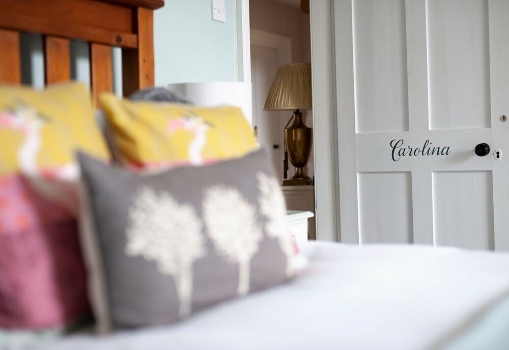 Фото Goss Hall Bed & Breakfast