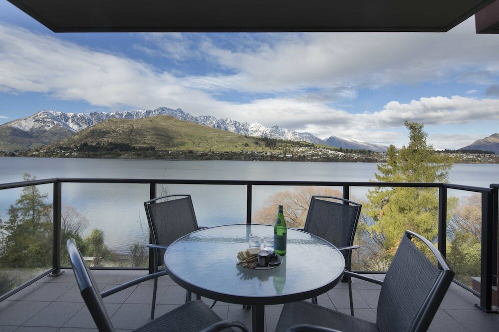 Фото Cloud9 Luxury Apartments Queenstown